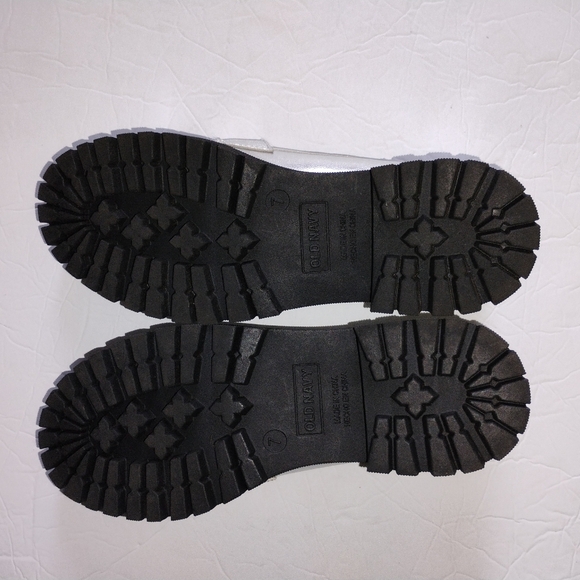 NEW Silver Chunky Sole Loafers | Metallic Fringe Bit Detail | Size 7 - Picture 3 of 3